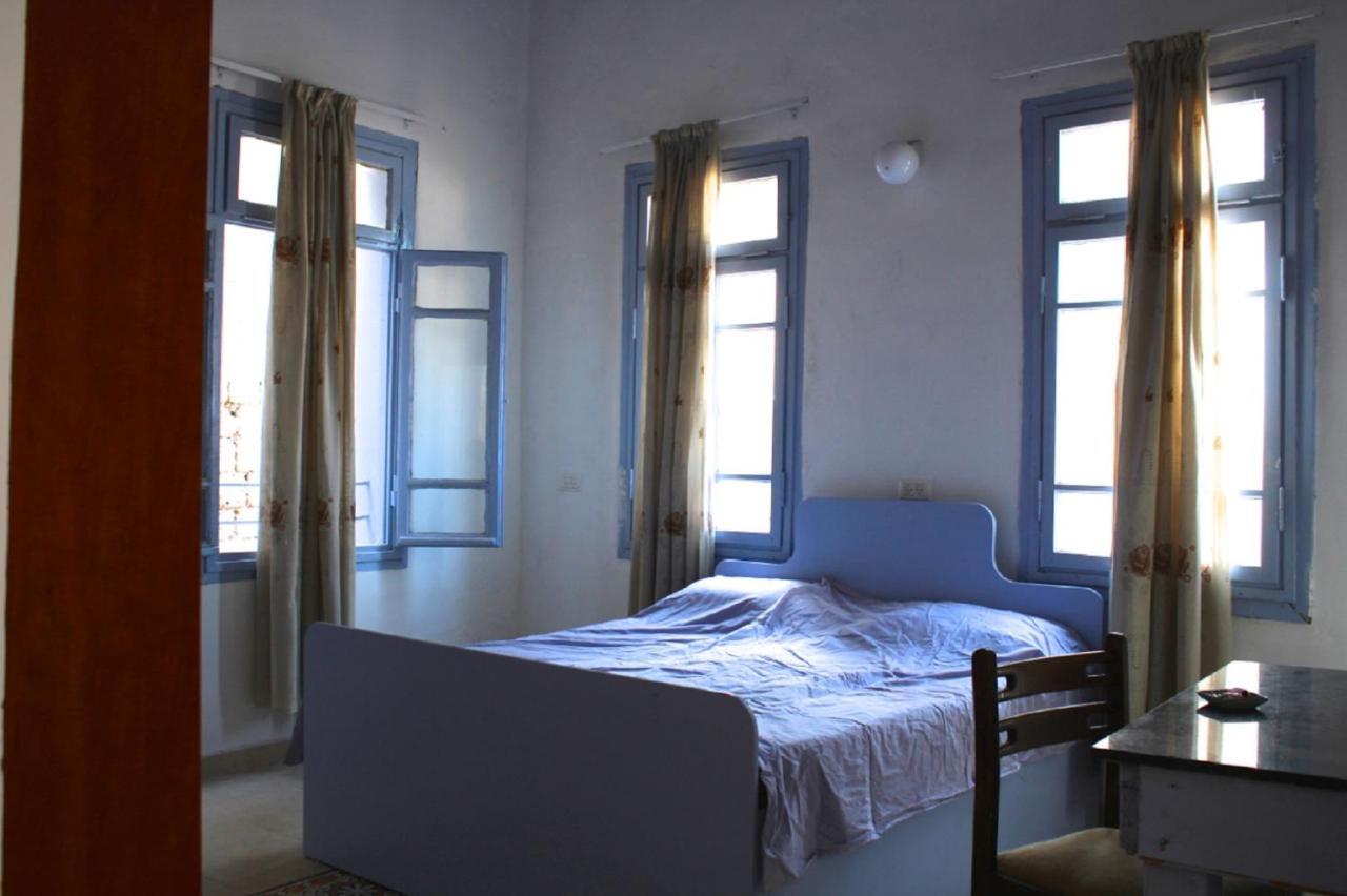 Nzar Khoury For Hosting Hotel Acre Room photo
